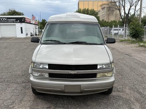 Used 2003 Chevrolet Astro AWD image 3