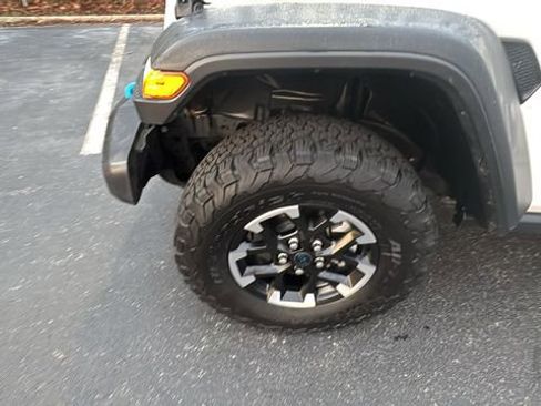 Used 2025 Jeep Wrangler Unlimited Rubicon 4xe w/ Safety Group image 37