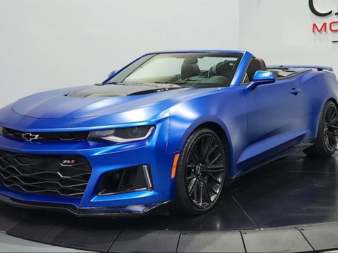 Used 2018 Chevrolet Camaro ZL1 RWD image 3