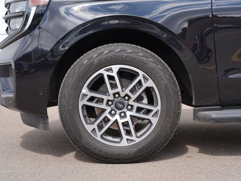 Used 2025 Ford Expedition Max Active image 11