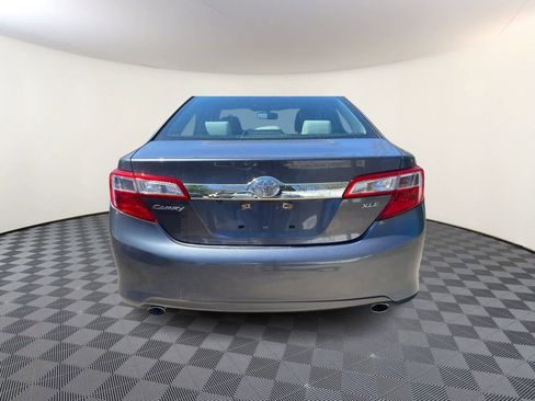 Used 2014 Toyota Camry XLE FWD image 7