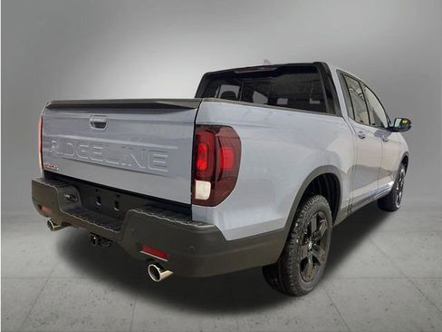 New 2026 Honda Ridgeline Black Edition image 7