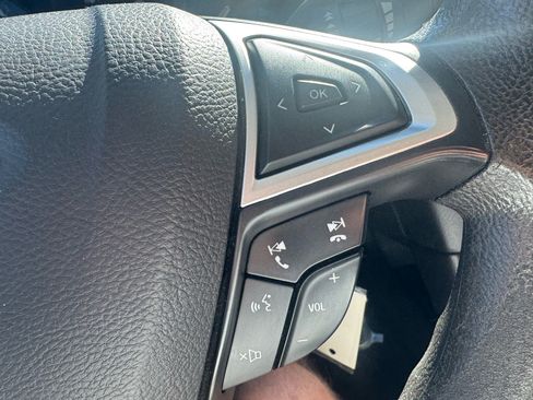 Used 2014 Ford Fusion SE image 18