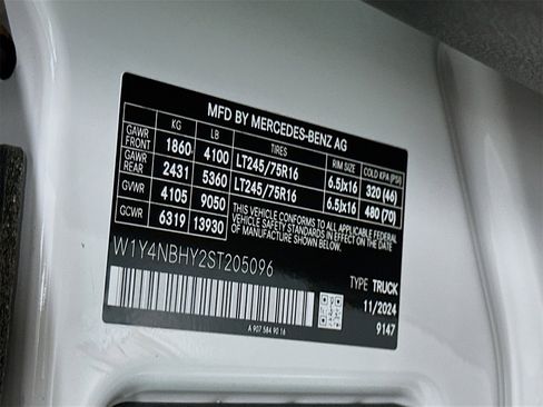 New 2025 Mercedes-Benz Sprinter 2500 image 26