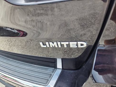Used 2019 Jeep Grand Cherokee Limited RWD image 7