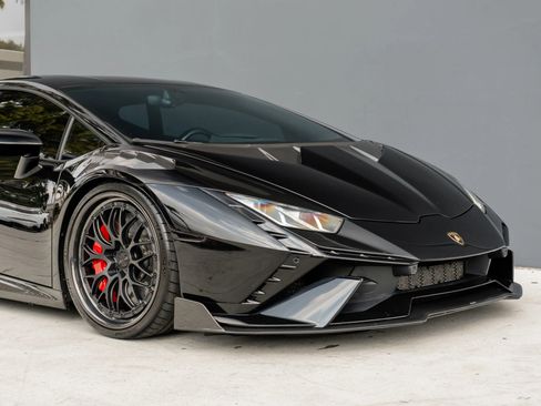 Used 2024 Lamborghini Huracan Tecnica image 43
