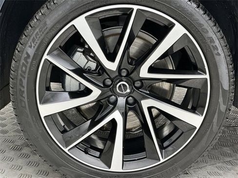 Certified 2023 Volvo XC90 B6 Plus w/ Protection Package Premier image 10