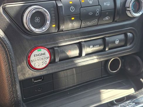 Used 2015 Ford Mustang GT image 21