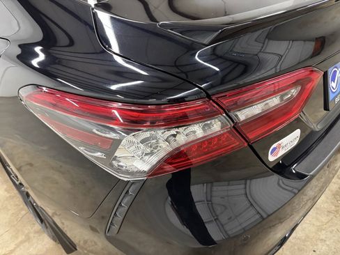 Used 2024 Toyota Camry XSE w/ Navigation Package image 8