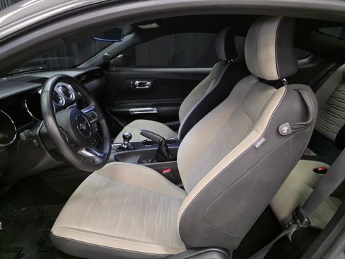 Used 2016 Ford Mustang GT RWD image 33