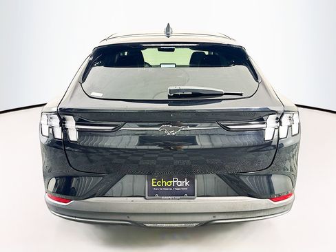 Used 2022 Ford Mustang Mach-E Select image 7