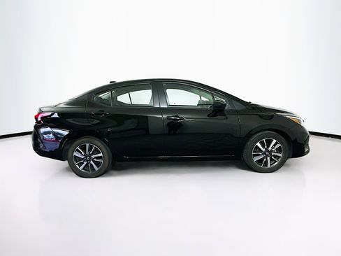 Used 2025 Nissan Versa SV image 10