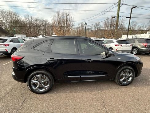 Certified 2023 Ford Escape ST-Line image 4