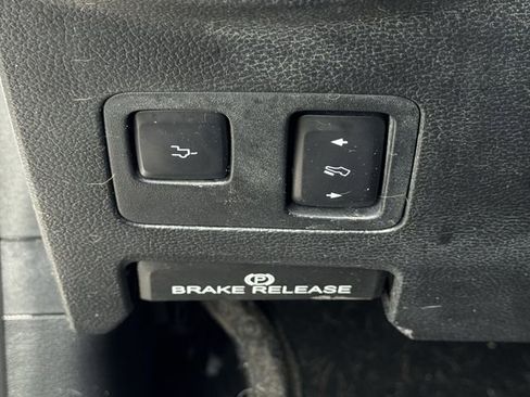 Used 2022 Ford F250 Lariat w/ Tremor Off-Road Package image 23