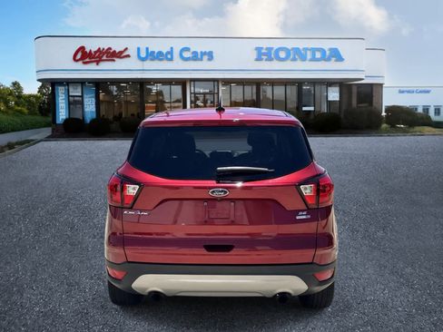 Used 2019 Ford Escape SE AWD/4WD image 4