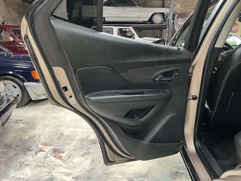 Used 2019 Buick Encore Preferred AWD/4WD image 29