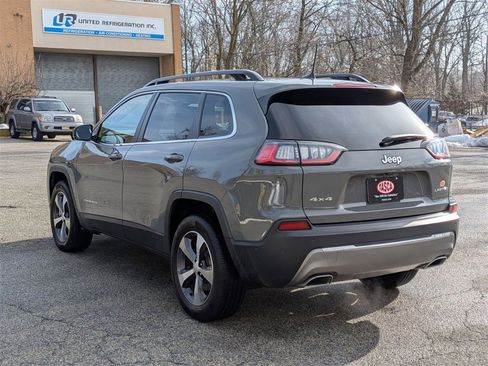 Certified 2022 Jeep Cherokee Limited image 6