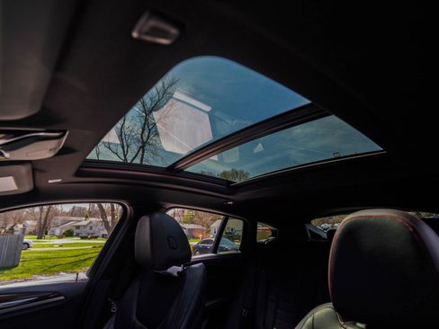 Used 2019 BMW X4 M40i w/ Executive Package image 13