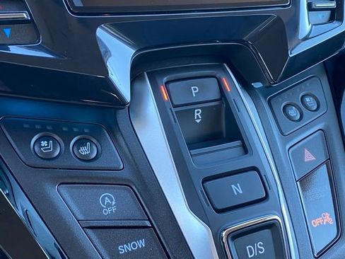 Used 2024 Honda Odyssey Elite image 17