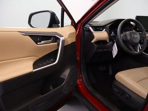 New 2025 Toyota RAV4 XLE Premium image 6