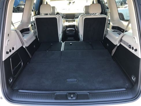 Used 2024 Jeep Wagoneer Series II image 30