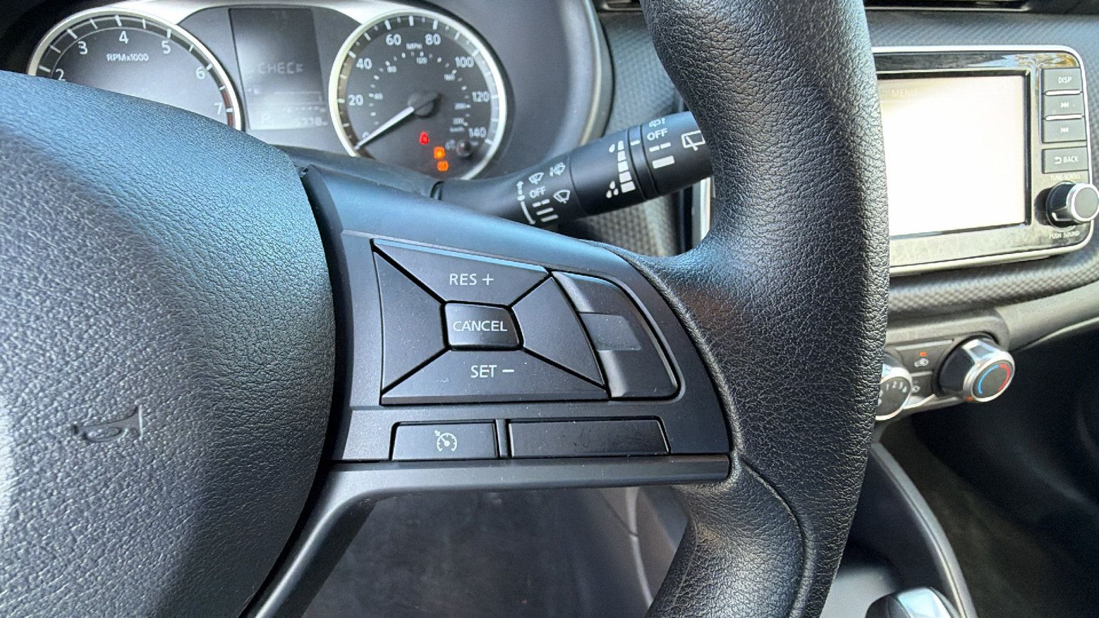 Used 2025 Nissan Kicks Play S FWD image 27