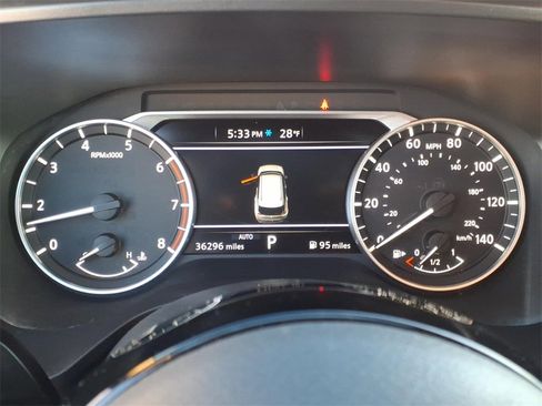 Certified 2022 Nissan Rogue SV w/ SV Premium Package image 27