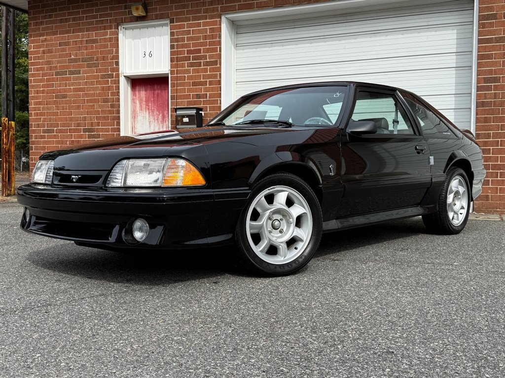 Used 1993 Ford Mustang Cobra RWD image 2