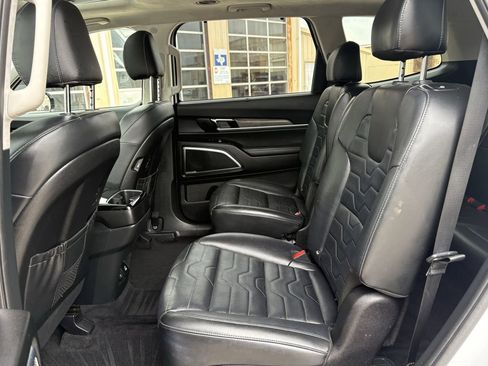 Used 2021 Kia Telluride SX w/ SX Prestige Package AWD/4WD image 25
