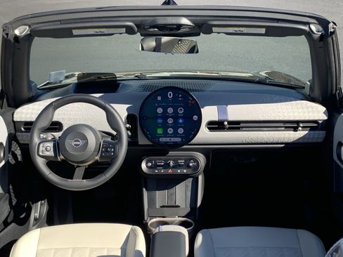 Used 2025 MINI Cooper S image 30