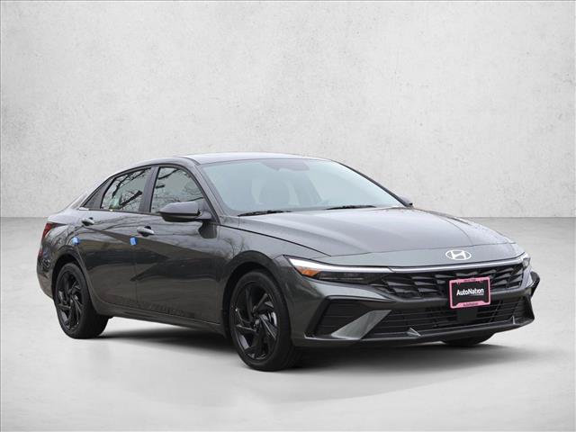 Certified 2026 Hyundai Elantra SEL Sport Premium FWD image 3