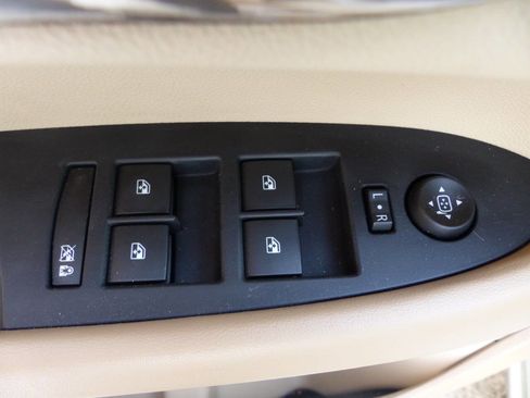 Used 2016 Cadillac ATS Luxury w/ Safety and Security Package image 21