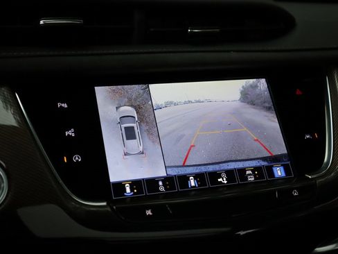 Certified 2024 Cadillac XT6 Premium Luxury w/ Platinum Package image 19