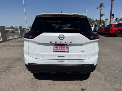 New 2026 Nissan Rogue SV AWD/4WD image 5