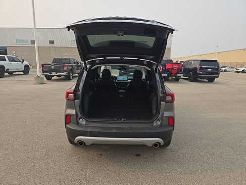 Used 2025 Ford Escape Platinum AWD/4WD image 6