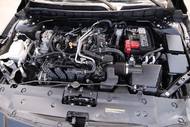 Certified 2025 Nissan Altima 2.5 SV FWD image 27