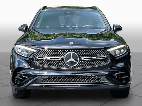 Used 2024 Mercedes-Benz GLC 300 image 4