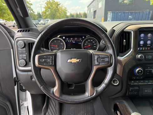 Used 2022 Chevrolet Silverado 3500 High Country w/ Z71 Off-Road Package AWD/4WD image 18