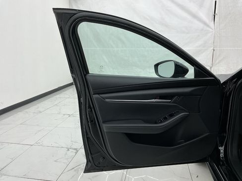 Used 2021 MAZDA MAZDA3 s FWD image 18