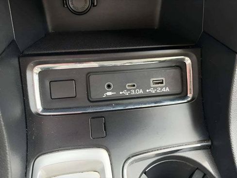 Used 2024 Subaru Ascent Premium w/ Convenience Package AWD/4WD image 14