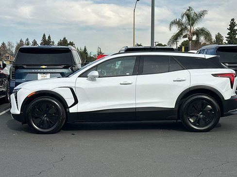 Used 2026 Chevrolet Blazer EV LT AWD/4WD image 8
