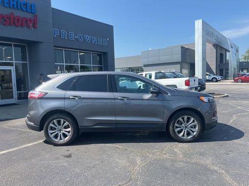 Used 2024 Ford Edge Titanium image 4