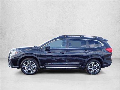 New 2026 Subaru Ascent Limited image 2