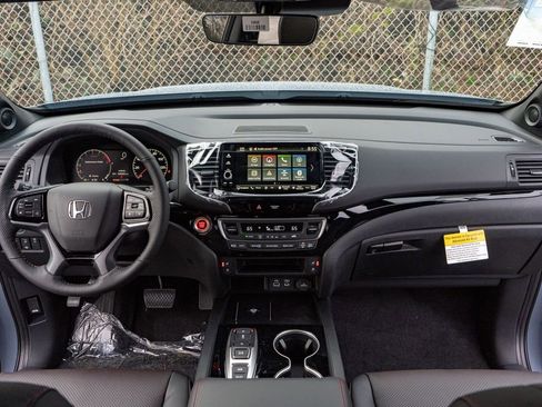 New 2026 Honda Ridgeline Black Edition image 19