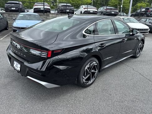 New 2026 Hyundai Sonata SEL FWD image 8