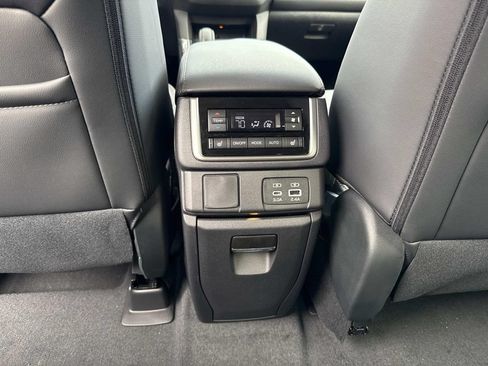 New 2026 Subaru Ascent Limited Bronze AWD/4WD image 19