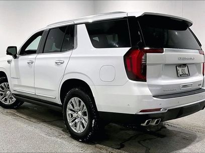 Used 2025 GMC Yukon Denali w/ Sun & Power Step Package