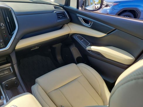 Certified 2025 Subaru Ascent Limited image 16