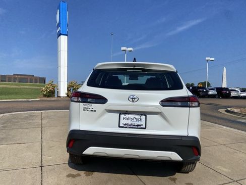 Used 2026 Toyota Corolla Cross L FWD image 13