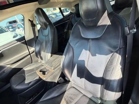 Used 2014 Tesla Model S Sedan 4D image 7